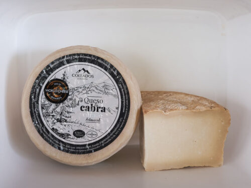 Disfruta del exquisito queso curado de cabra Collados, un deleite de la provincia de Jaén disponible en La Despensa del Berral.